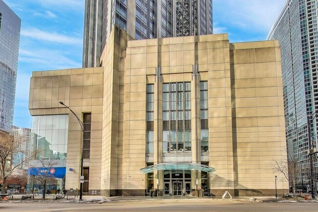 512 N McClurg Ct in Chicago, IL - Building Photo - Building Photo