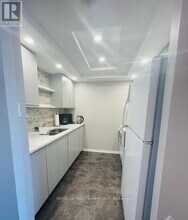 45 Holland Ave in Ottawa, ON - Building Photo - Building Photo