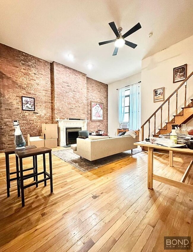 property at 49 W 73rd St