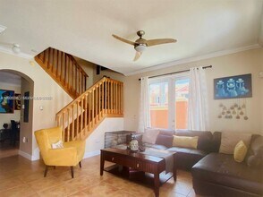 6015 NW 116 Pl in Doral, FL - Building Photo - Building Photo