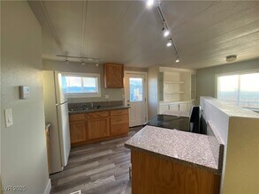 4331 W Victoria St in Pahrump, NV - Building Photo - Building Photo