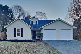 3776 Westchase Dr in Marietta, GA - Building Photo