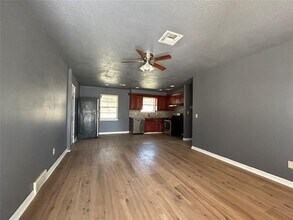 6905 NW 60th St in Bethany, OK - Building Photo - Building Photo