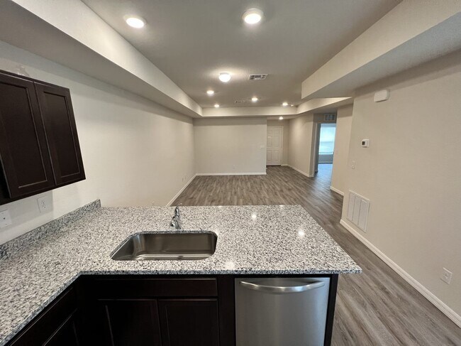12322 Buffing Rd in Port Charlotte, FL - Foto de edificio - Building Photo