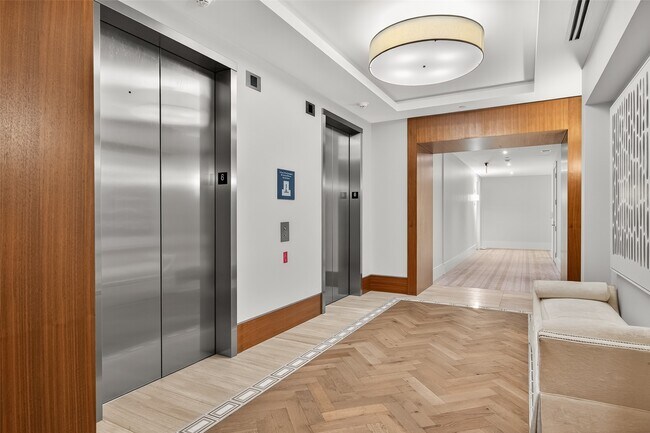 property at 2047 Westcreek Ln