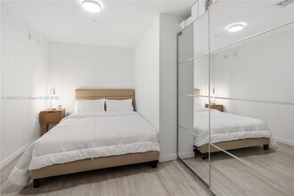 1000 Brickell Plaza, Unit 2805 in Miami, FL - Building Photo - Building Photo