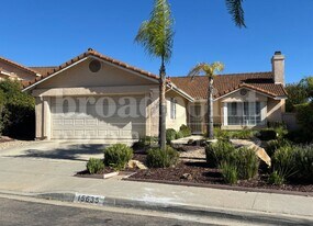 15635 Corte Raposo in San Diego, CA - Building Photo