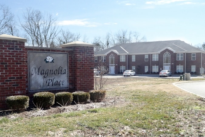 Magnolia Place in Louisville, KY - Foto de edificio