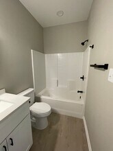 209 Crestview Dr in Whitehouse, TX - Building Photo - Building Photo
