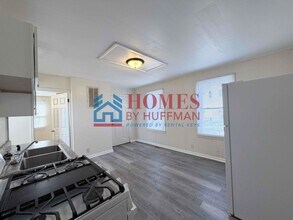 616 W Tennessee St in Evansville, IN - Building Photo - Building Photo