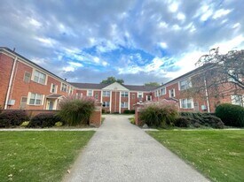 460 Woodward Ave in Mansfield, OH - Building Photo