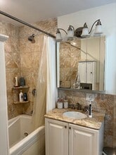 34 Greenwich Park, Unit 2 in Boston, MA - Building Photo - Building Photo