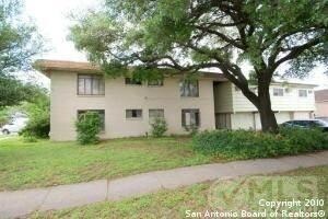 302 W Evergreen St in San Antonio, TX - Building Photo