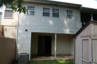 4 Bavarian Ln in Wilmington, DE - Building Photo - Building Photo