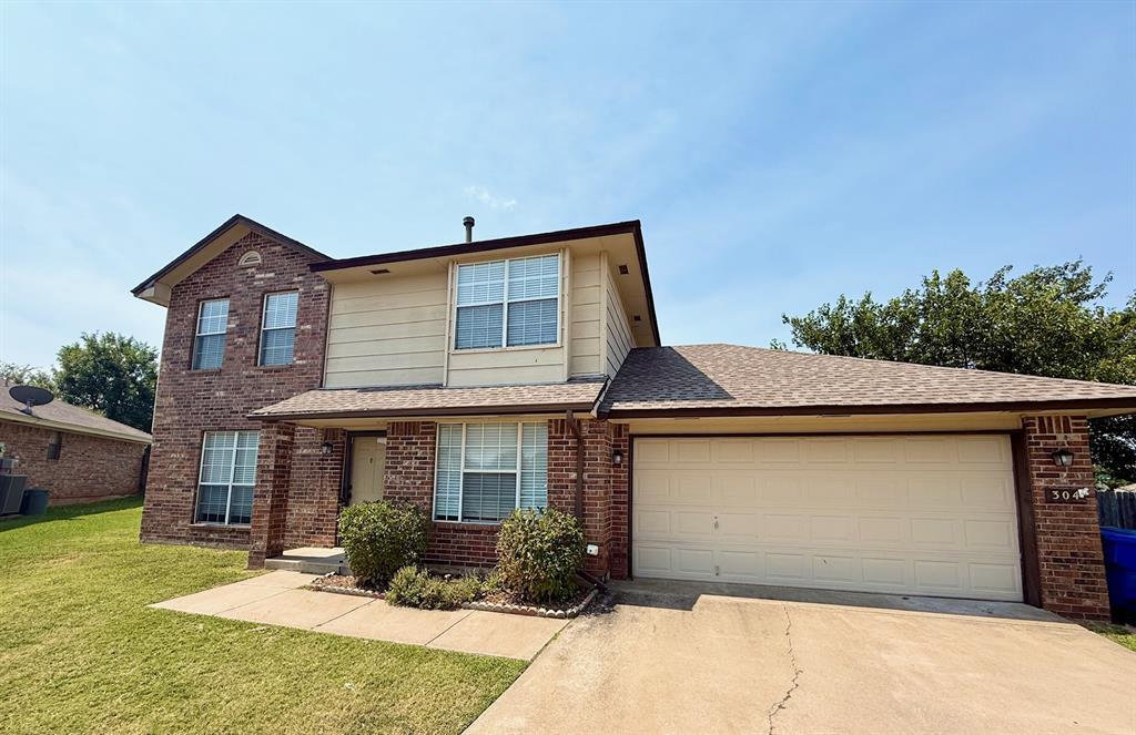 304 Pine Cove Ct in Norman, OK - Building Photo