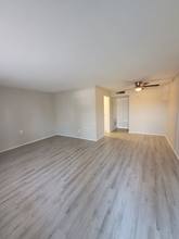 Jade Forest Apartments in Houston, TX - Building Photo - Building Photo