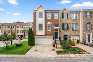 1102 Curtis Wy in Glen Burnie, MD - Building Photo