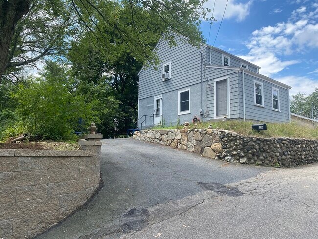 property at 16 Stonecleve Rd