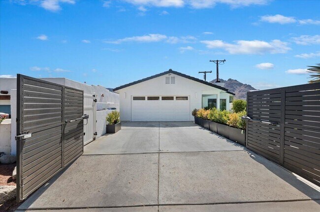 property at 54990 Avenida Madero