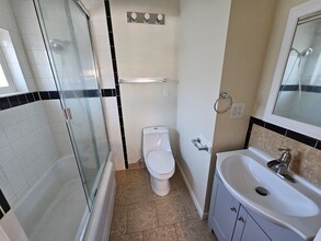 932 1/2 H St in Sparks, NV - Building Photo - Building Photo