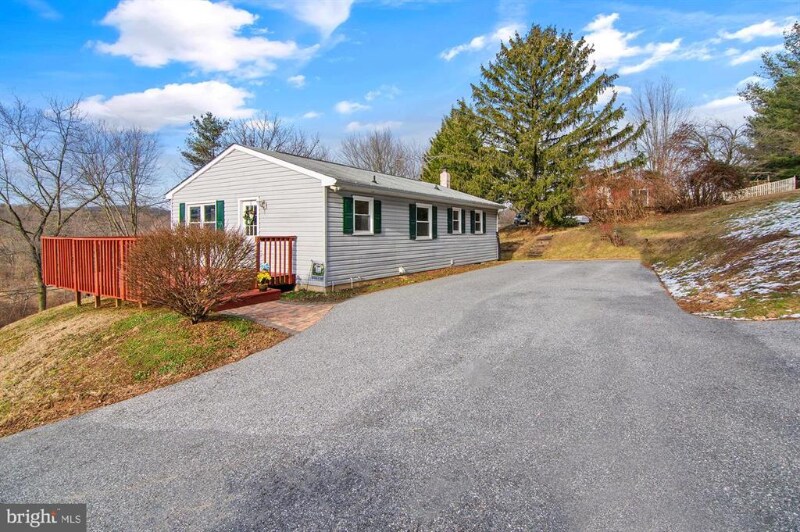 2301 Hampstead Mexico Rd in Westminster, MD - Building Photo