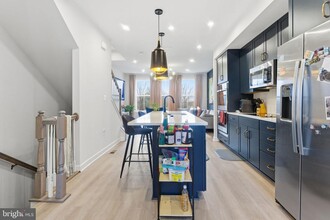 2818 Dart Dr in Alexandria, VA - Building Photo - Building Photo