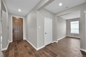 610 Coyote Cyn Ct in The Woodlands, TX - Building Photo - Building Photo