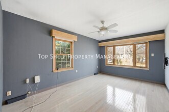 502 Lacona Ave in Des Moines, IA - Building Photo - Building Photo