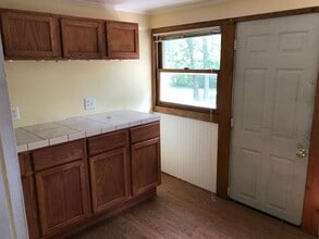 930 Hudson Ave in Iowa City, IA - Building Photo - Building Photo