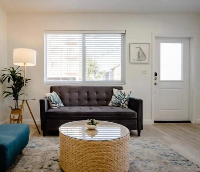 2160 NW 18th Ter, Unit 1