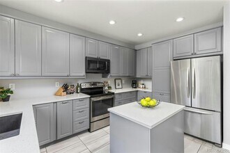 5733 S Yakima Way in Aurora, CO - Building Photo - Building Photo