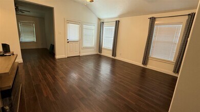 25923 Hopson Meadows Dr in Richmond, TX - Building Photo - Building Photo