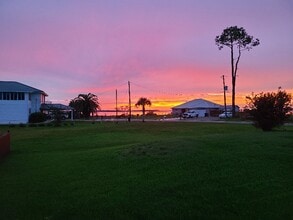 4007 W Princess Ln in Panama City, FL - Foto de edificio - Building Photo