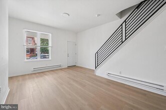 330 N 61st St in Philadelphia, PA - Building Photo - Building Photo