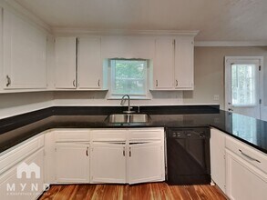 3004 Cardinal Dr in Lithia Springs, GA - Building Photo - Building Photo