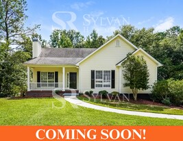 284 Piedmont Dr in Senoia, GA - Building Photo