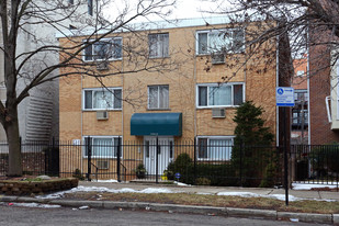 1350-1352 N Cleveland Ave Apartamentos