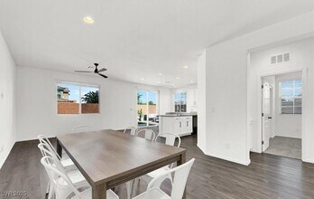 7576 Sandwich Bay Ct in Las Vegas, NV - Building Photo - Building Photo