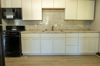 277 Roderick Dr in St. Louis, MO - Building Photo - Building Photo