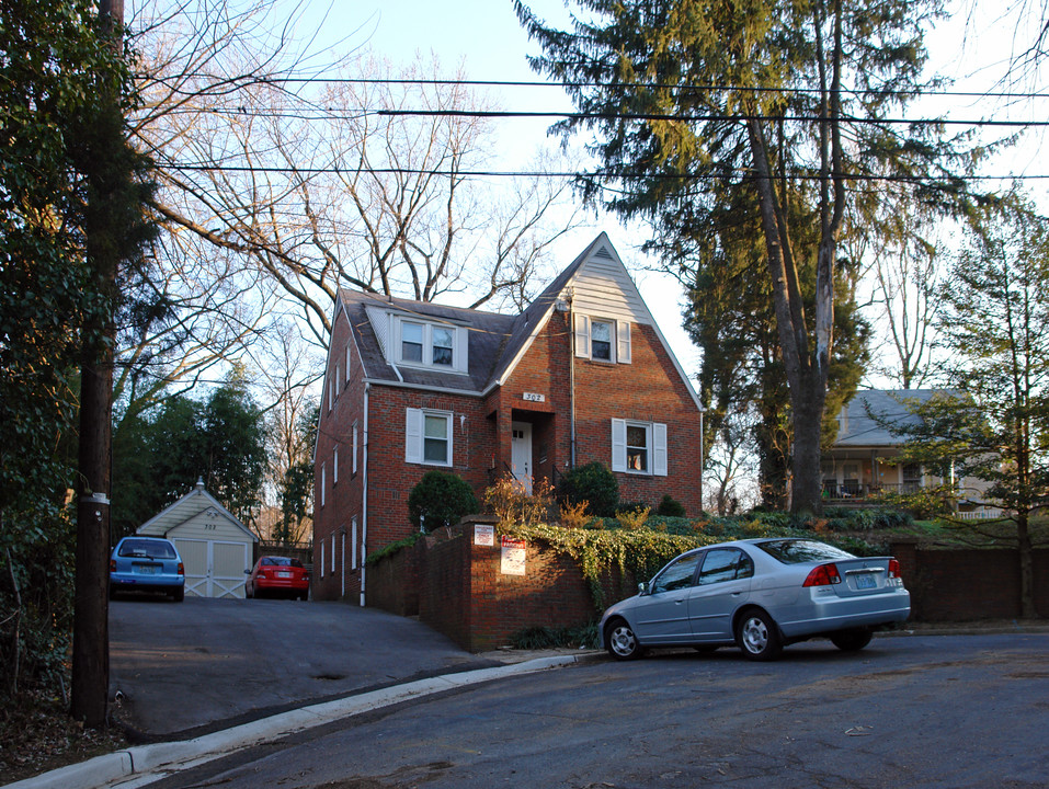 302 Patterson Ct in Takoma Park, MD - Building Photo