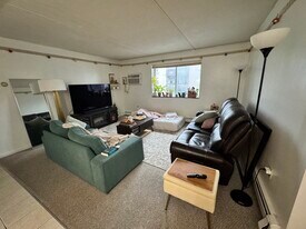 80 Gardner St in Boston, MA - Building Photo