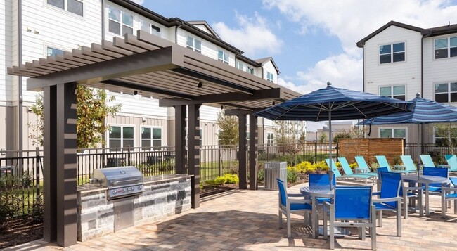 19770 Clay Rd, Unit B1P8 in Katy, TX - Building Photo - Building Photo