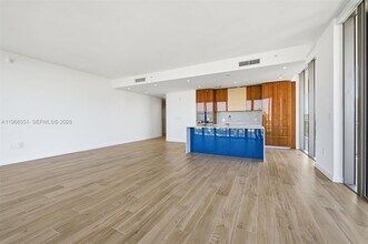 2678 Tigertail Ave in Miami, FL - Building Photo - Building Photo