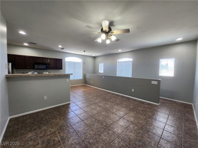 1500 Ruby Cliffs Ln in Las Vegas, NV - Building Photo - Building Photo