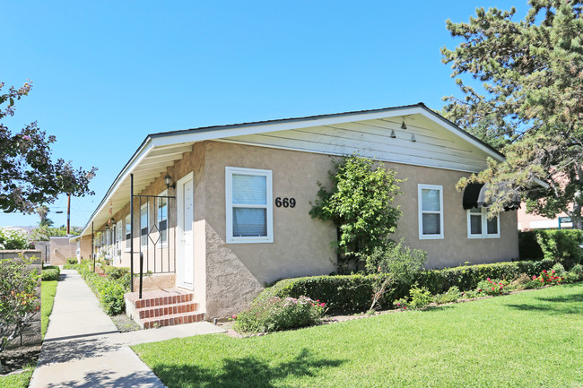 Civic Center Apartments