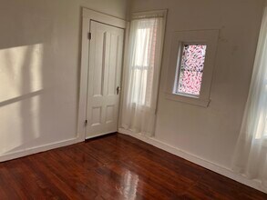 105 Whipple Rd, Unit #3 in Kittery, ME - Building Photo - Building Photo