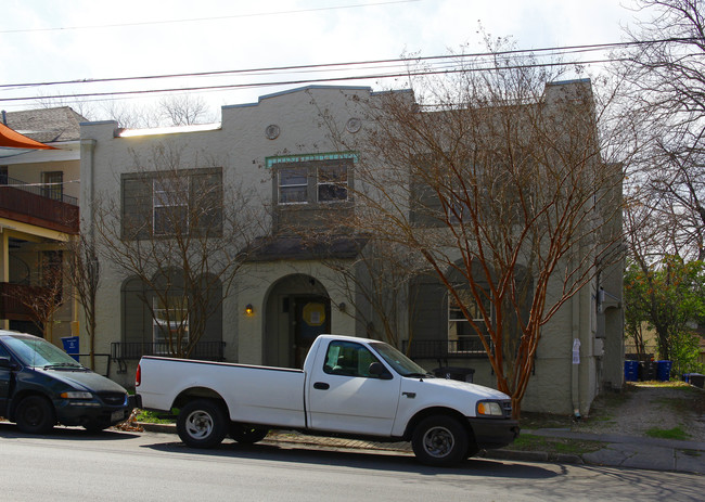 8-Plex in San Antonio, TX - Building Photo - Building Photo