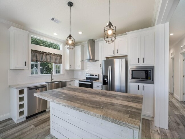 property at 3061 SW 109th St