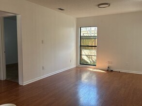 10505 Brynwood Ln in Tampa, FL - Building Photo - Building Photo