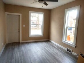 625 N Barstow St in Eau Claire, WI - Building Photo - Building Photo